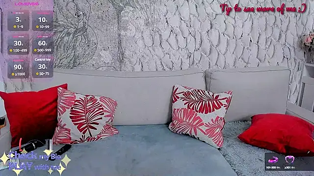 Snapshot of _MarryGirl_ chatting on 10, 1, 2025 MarryGirl online show from 10, 1, 2025