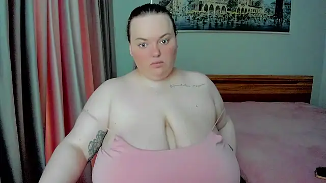 Snapshot of _MarryGirl_ chatting on 6, 10, 2025 MarryGirl online show from 6, 10, 2025