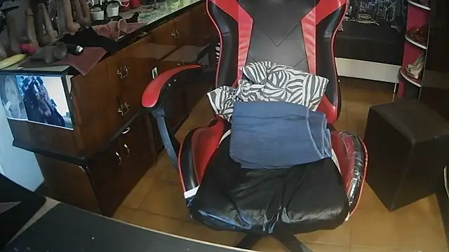 Snapshot of cinquantaxxx chatting on 16, 1, 2026 cinquantaxxx online show from 16, 1, 2026