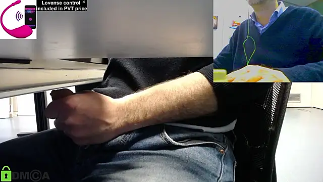 Snapshot of pliko chatting on 4, 2, 2026 pliko online show from 4, 2, 2026