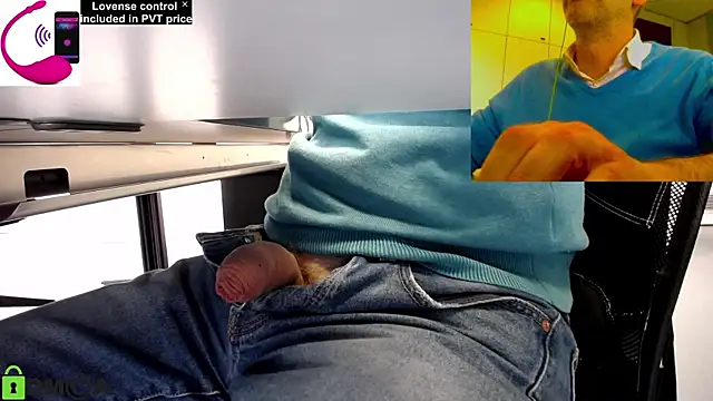 Snapshot of pliko chatting on 15, 4, 2026 pliko online show from 15, 4, 2026