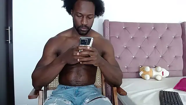 Snapshot of BlackNike chatting on 28, 1, 2025 BlackNike online show from 28, 1, 2025