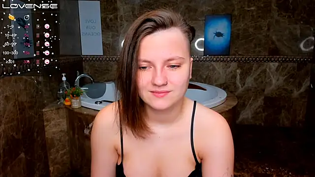 MelindaTin online show from 15, 11, 2025