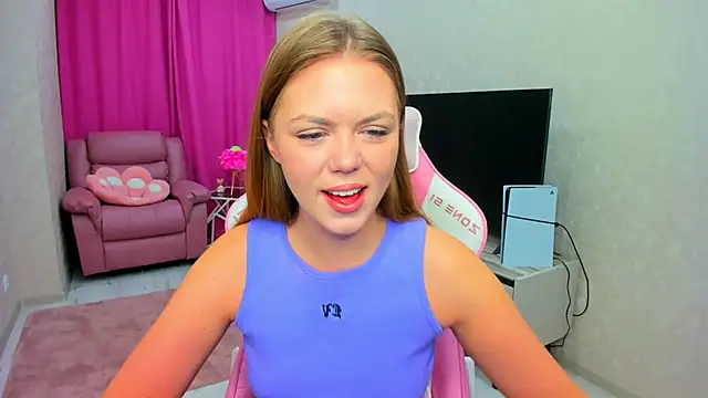 Snapshot of Strawberrye chatting on 28, 2, 2026 Strawberrye online show from 28, 2, 2026