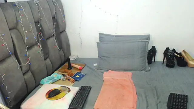 Tits  sweet online show from 11, 2, 2025