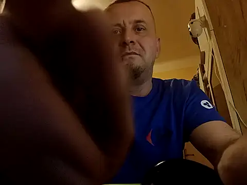 Snapshot of MrWhitePL chatting on 10, 1, 2025 MrWhitePL online show from 10, 1, 2025