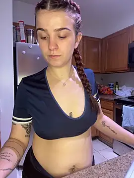 Snapshot of joeystaciee chatting on 20, 5, 2026 joeystaciee online show from 20, 5, 2026