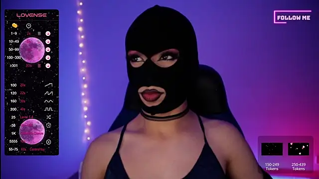 Bigfemblue online show from 8, 1, 2025