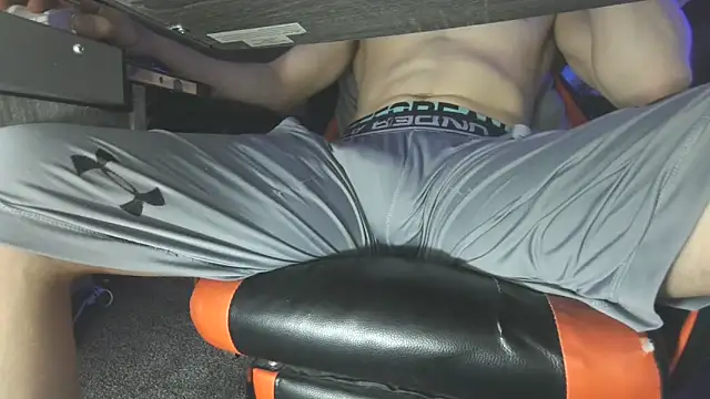 Dick and muscles online show from 5, 3, 2025