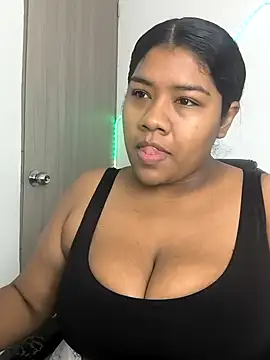 Snapshot of paola091 chatting on 15, 10, 2025 paola091 online show from 15, 10, 2025