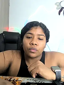 Snapshot of paola091 chatting on 15, 10, 2025 paola091 online show from 15, 10, 2025