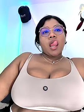 paola091 online show from 6, 3, 2026