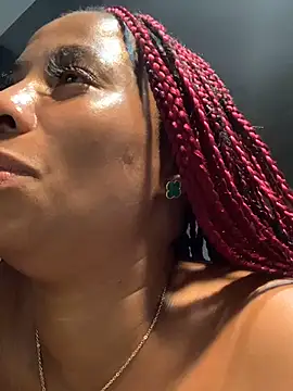 Snapshot of CurvyDesire1 chatting on 13, 2, 2025 CurvyDesire1 online show from 13, 2, 2025