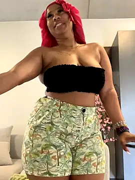 Snapshot of CurvyDesire1 chatting on 19, 10, 2025 CurvyDesire1 online show from 19, 10, 2025