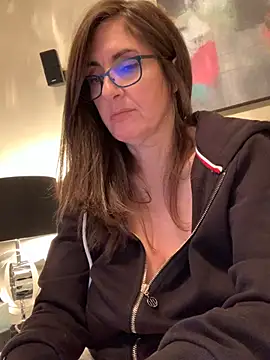 Snapshot of PreciousKittyXO chatting on 16, 1, 2025 PreciousKittyXO online show from 16, 1, 2025