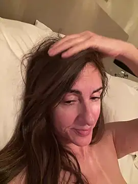 Snapshot of PreciousKittyXO chatting on 18, 1, 2025 PreciousKittyXO online show from 18, 1, 2025