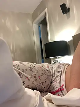 Snapshot of PreciousKittyXO chatting on 4, 2, 2025 PreciousKittyXO online show from 4, 2, 2025