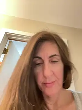 Snapshot of PreciousKittyXO chatting on 14, 2, 2025 PreciousKittyXO online show from 14, 2, 2025