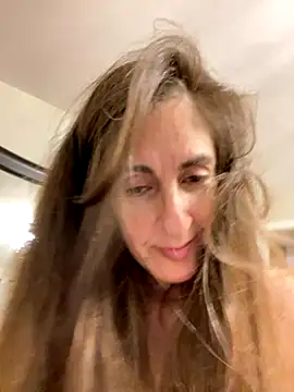 Snapshot of PreciousKittyXO chatting on 12, 9, 2025 PreciousKittyXO online show from 12, 9, 2025