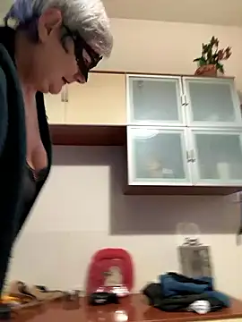 Snapshot of simona60 chatting on 8, 12, 2024 simona60 online show from 8, 12, 2024