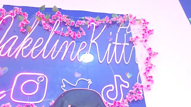 Snapshot of JakelineKitty chatting on 19, 10, 2025 JakelineKitty online show from 19, 10, 2025