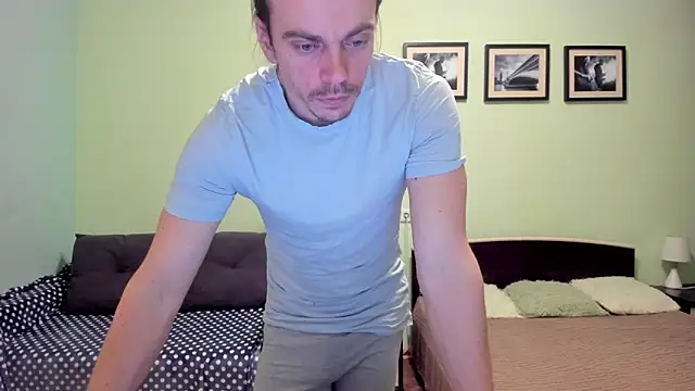 Marrymepls online show from 18, 4, 2026