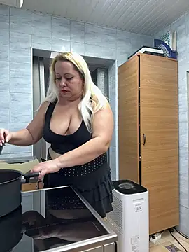 SabinaSweety online show from 4, 2, 2026