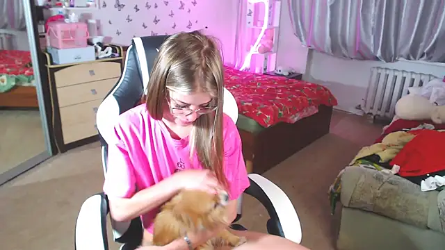 Kira honeyy online show from 2, 3, 2025