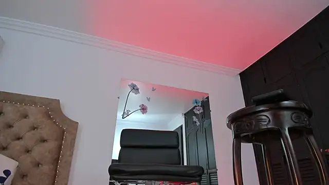 KATALINA HOT TS online show from 17, 10, 2025