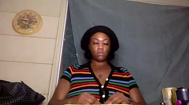 Snapshot of AlexaTheSlut chatting on 11, 12, 2024 AlexaTheSlut online show from 11, 12, 2024