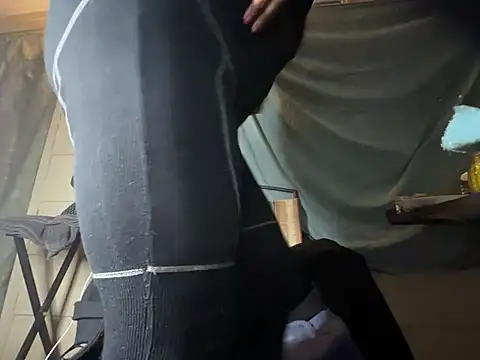 Snapshot of AlexaTheSlut chatting on 19, 2, 2025 AlexaTheSlut online show from 19, 2, 2025