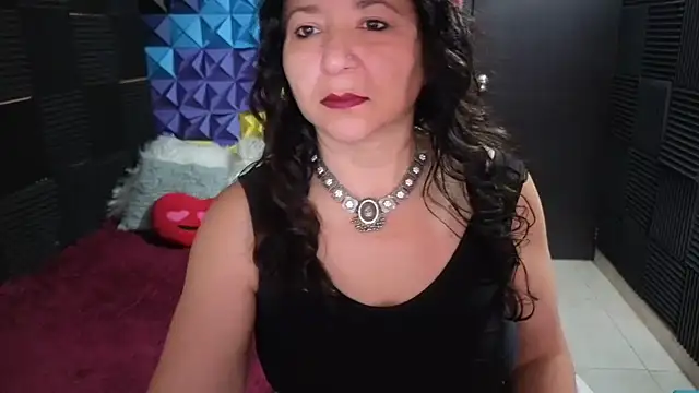 Snapshot of katifoxx chatting on 23, 10, 2025 katifoxx online show from 23, 10, 2025