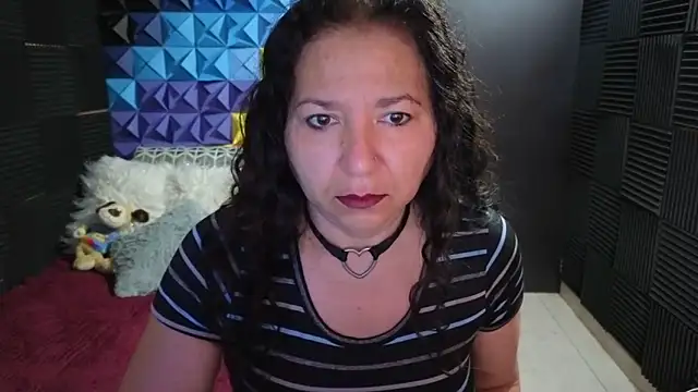 Snapshot of katifoxx chatting on 24, 11, 2025 katifoxx online show from 24, 11, 2025