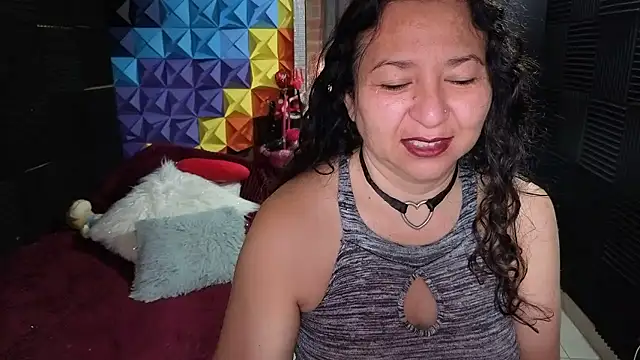 Snapshot of katifoxx chatting on 8, 1, 2026 katifoxx online show from 8, 1, 2026