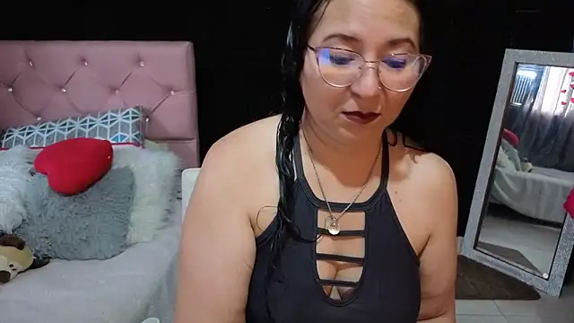 Snapshot of katifoxx chatting on 31, 5, 2026 katifoxx online show from 31, 5, 2026