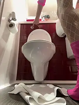 Yasmincd1 online show from 4, 3, 2026