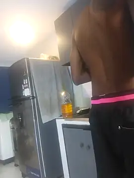 Snapshot of Benhtenblak chatting on 5, 10, 2025 Benhtenblak online show from 5, 10, 2025