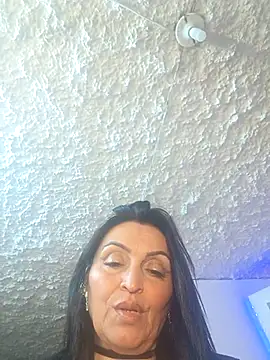 Snapshot of zullyxhot chatting on 14, 11, 2025 zullyxhot online show from 14, 11, 2025