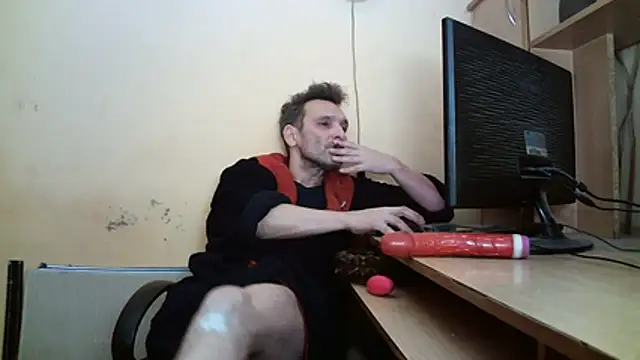 Snapshot of dundyFocus chatting on 27, 2, 2026 dundyFocus online show from 27, 2, 2026