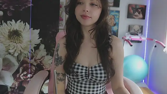 Snapshot of makiyahbelle chatting on 23, 2, 2026 makiyahbelle online show from 23, 2, 2026