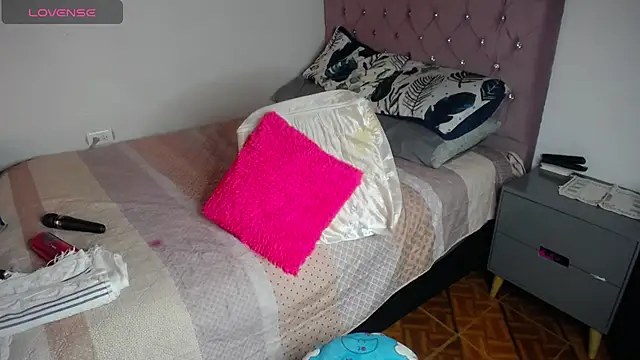 cristin doll  online show from 10, 2, 2025