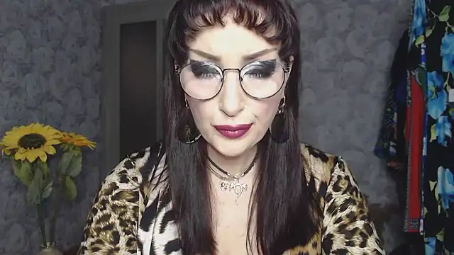 Snapshot of Aziza1 chatting on 25, 4, 2026 Aziza1 online show from 25, 4, 2026