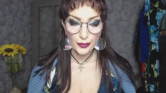 Snapshot of Aziza1 chatting on 3, 5, 2026 Aziza1 online show from 3, 5, 2026