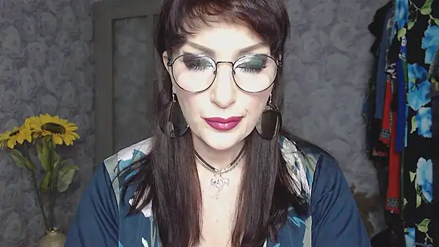 Snapshot of Aziza1 chatting on 6, 5, 2026 Aziza1 online show from 6, 5, 2026