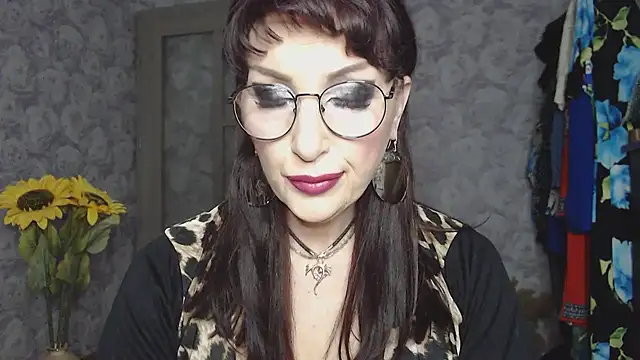 Snapshot of Aziza1 chatting on 9, 5, 2026 Aziza1 online show from 9, 5, 2026