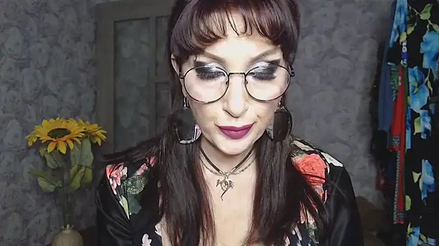 Snapshot of Aziza1 chatting on 27, 5, 2026 Aziza1 online show from 27, 5, 2026