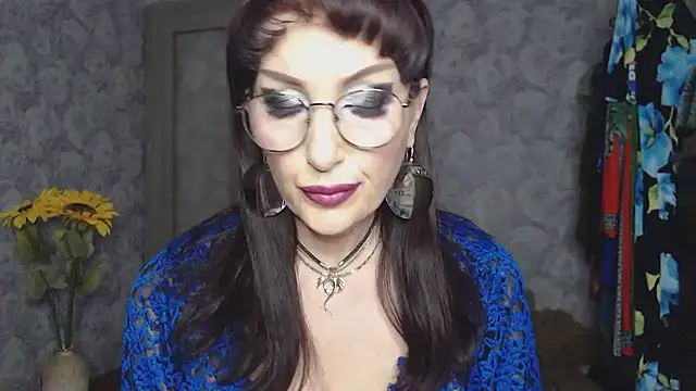Snapshot of Aziza1 chatting on 28, 5, 2026 Aziza1 online show from 28, 5, 2026
