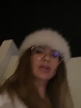 Etwas neugierig online show from 12, 3, 2026