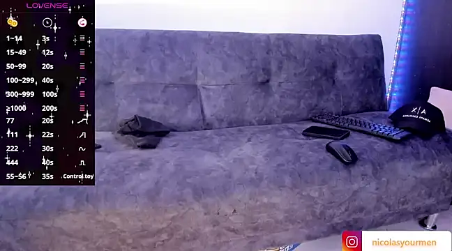 nicolasx1000 online show from 21, 12, 2024