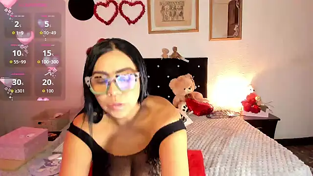 Silver Lovee online show from 5, 10, 2025